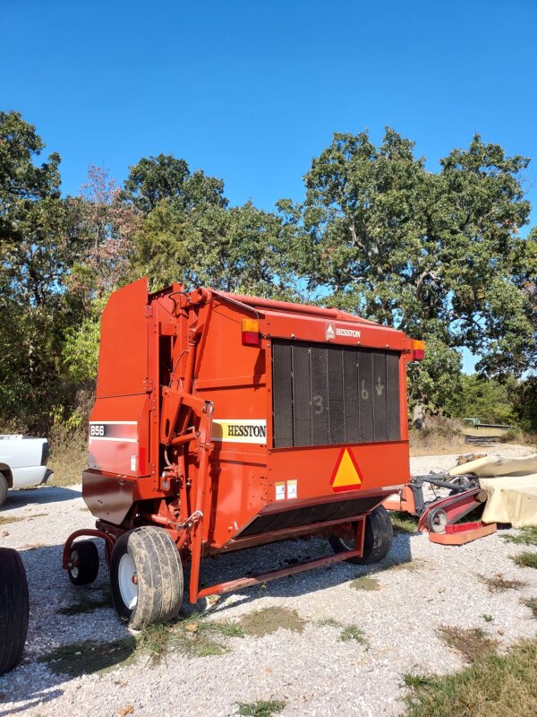 Hesston 856 5x6 Round Baler - Image 5