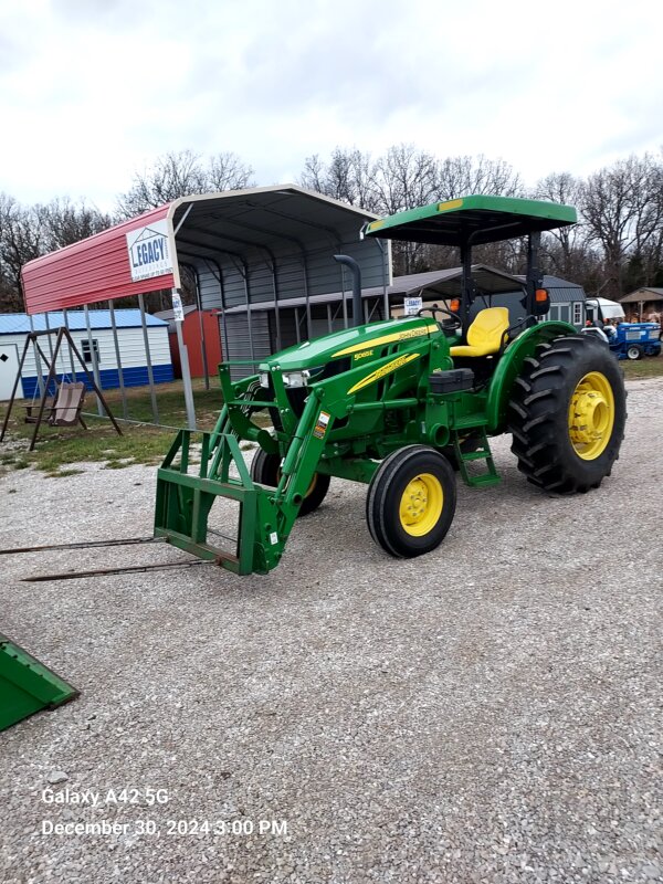 2019 John Deere 5065E 2wd Tractor with Loader 500 hours Like New