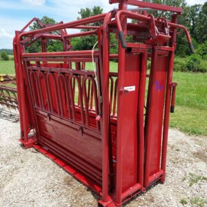 Tarter Series 6 Cattle Master Squeeze Chute